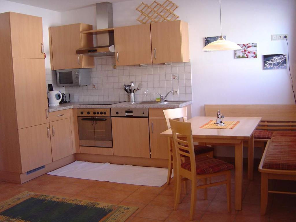 דירות ניוסטיפט אים סטובאיטל Haus Harbauer חדר תמונה