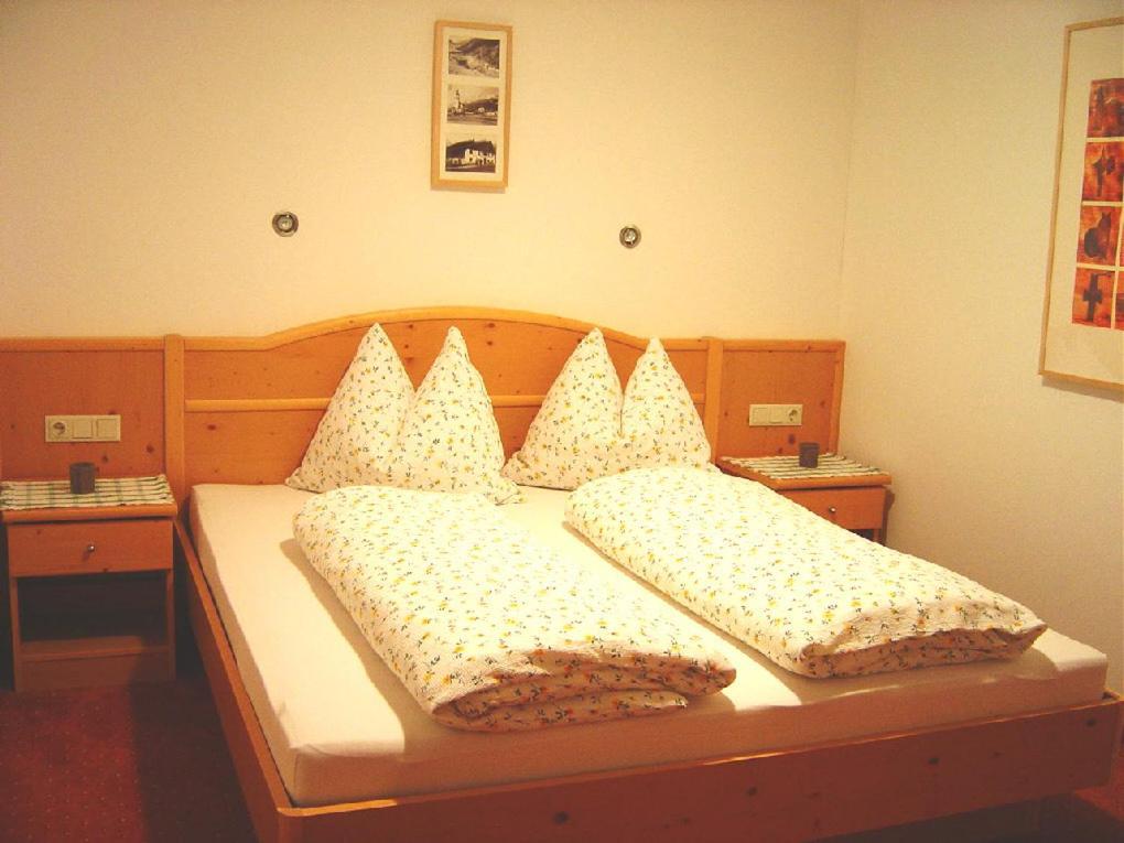 דירות ניוסטיפט אים סטובאיטל Haus Harbauer חדר תמונה